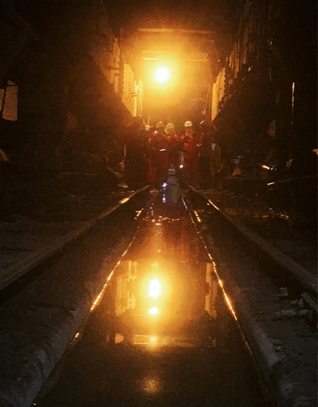 正在上传... 832595e7064a92a08b25cb0bb22c3665.png